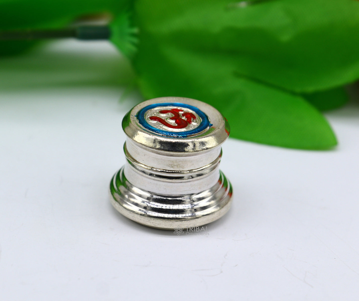 999 pure silver trinket box, kajal box brides round shape box Aum design box , container tobacco box, eyeliner Sindur box gifting stb804 - TRIBAL ORNAMENTS