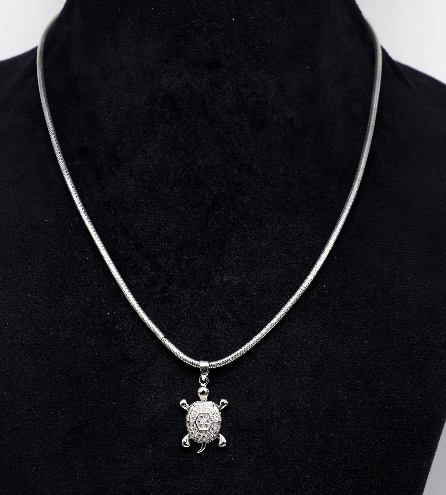 925 sterling silver beautiful cubic zircon stone Tortoise pendant  adding a touch of natural beauty and sophistication to any outfit nsp630 - TRIBAL ORNAMENTS