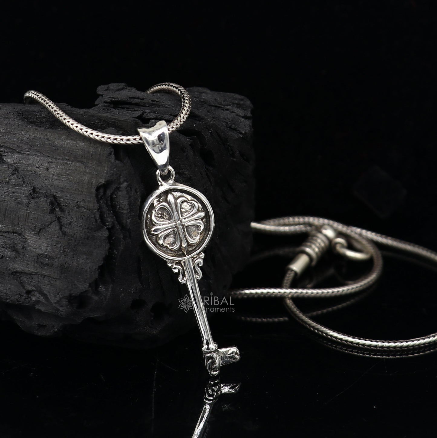 vintage style key pendant necklace 925 sterling silver amazing stylish customized jewelry from india nsp657 - TRIBAL ORNAMENTS