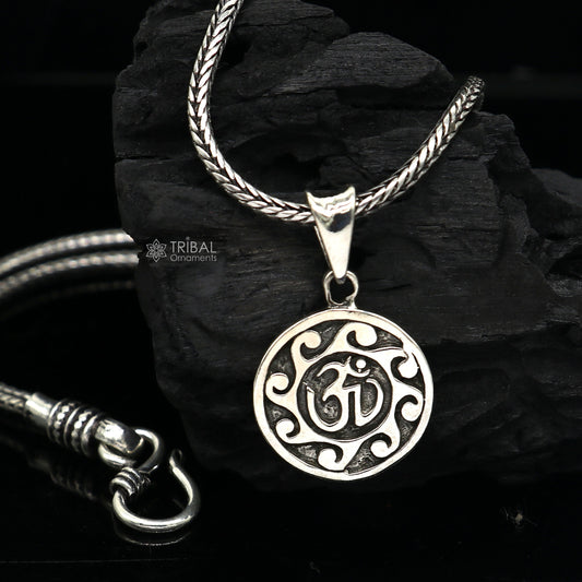 925 sterling silver handmade Divine 'Aum' OM pendant, amazing stylish good luck pendant exclusive jewelry tribal jewelry nsp677 - TRIBAL ORNAMENTS