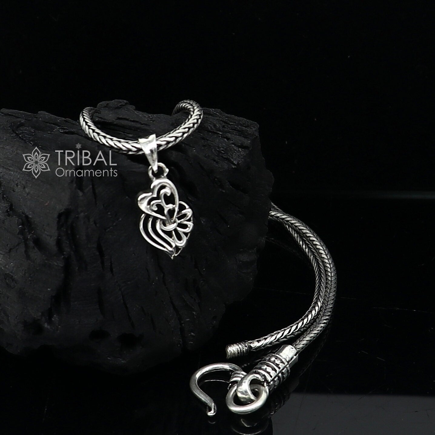 925 pure silver Divine HEART pendant best gifting pendant, wheat chain necklace locket best gifting delicate unisex jewelry NSP723 - TRIBAL ORNAMENTS