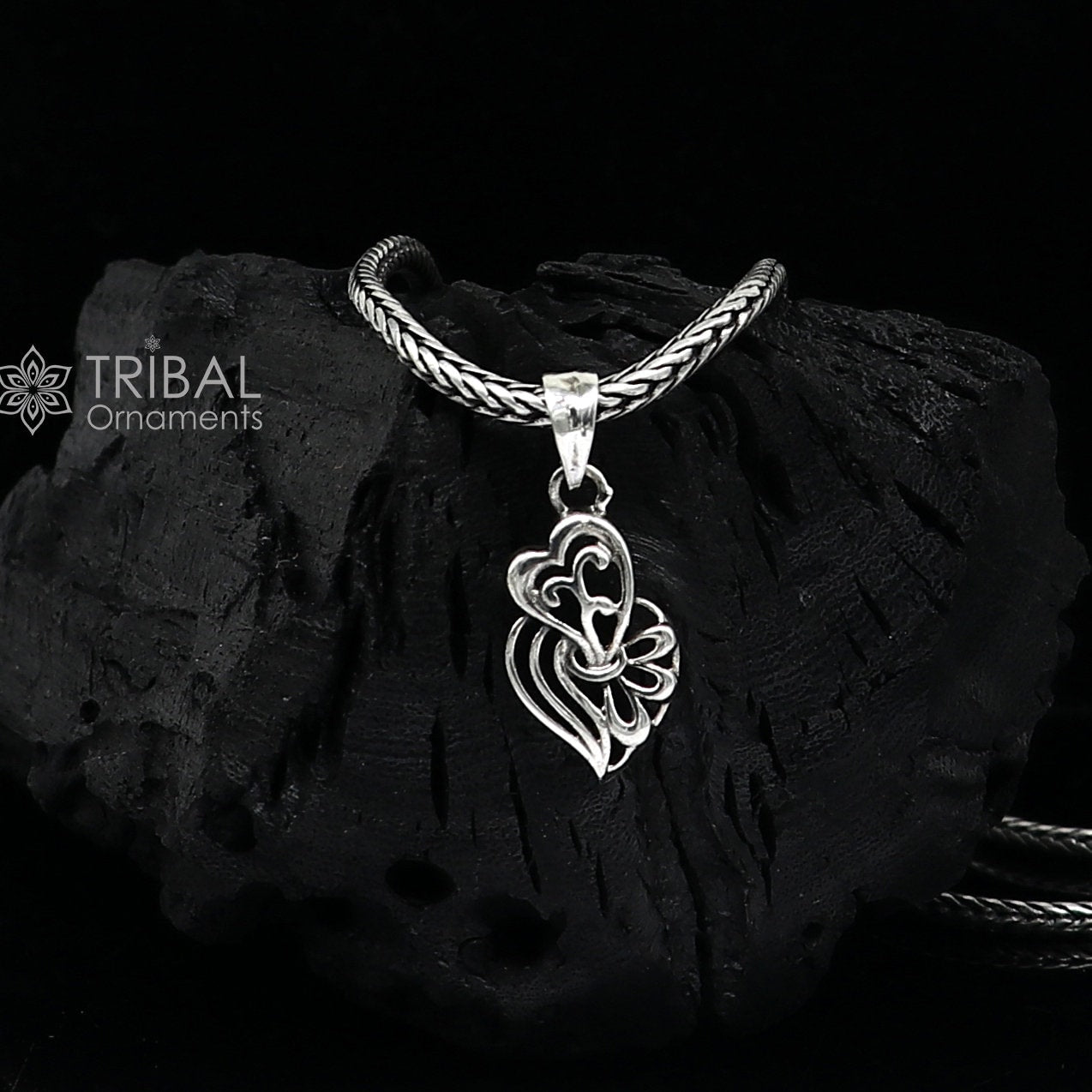 925 pure silver Divine HEART pendant best gifting pendant, wheat chain necklace locket best gifting delicate unisex jewelry NSP723 - TRIBAL ORNAMENTS