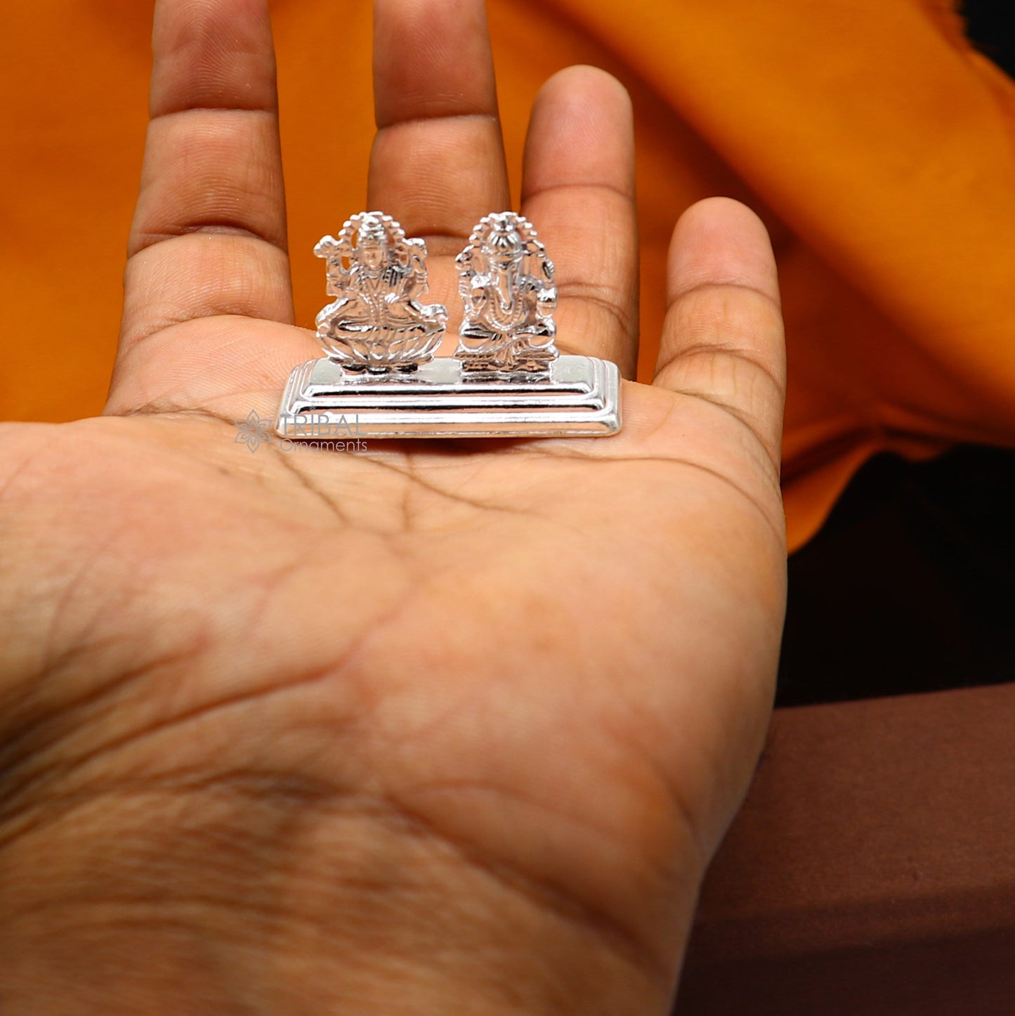 1" 925 Sterling silver handmade gorgeous Hindu idols Lakshmi and Ganesha statue, puja article figurine, home décor Diwali puja gift art662 - TRIBAL ORNAMENTS