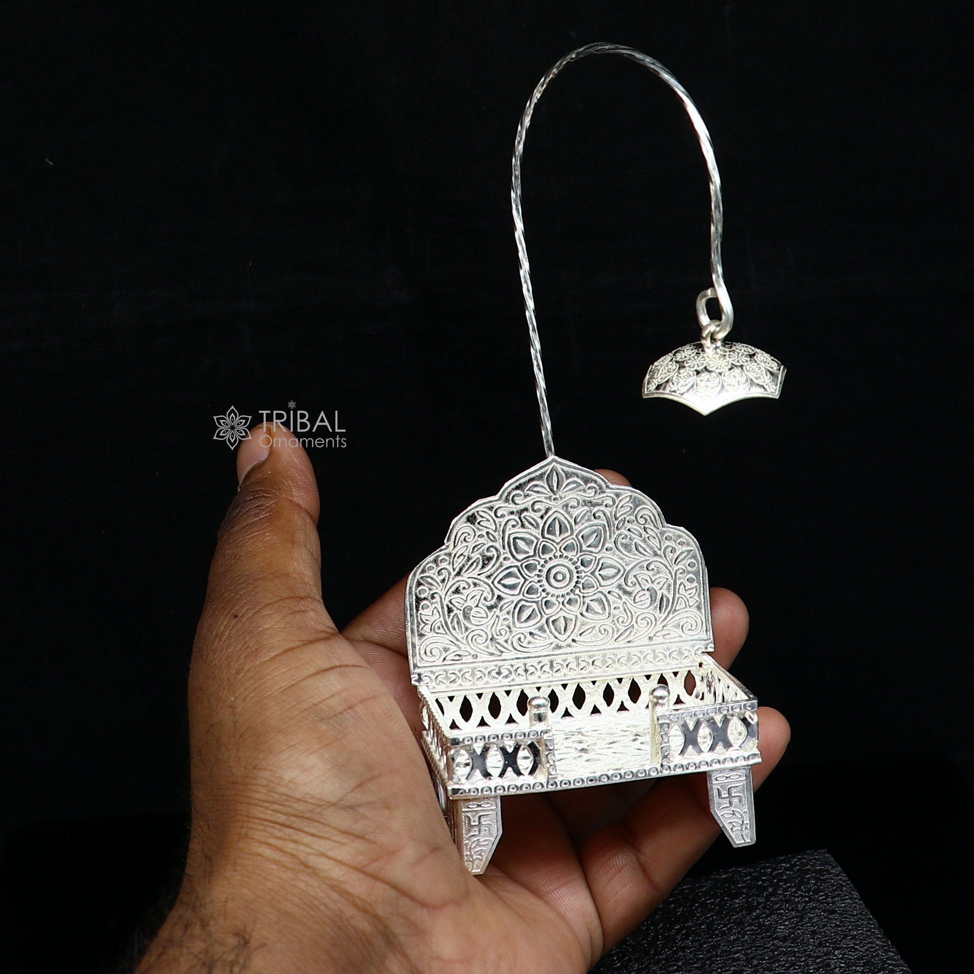 925 pure sterling silver handcrafted small singhasan, idol krishna Bal Gopala throne, god statue's chair, divine silver Chauki Aasan  su1171 - TRIBAL ORNAMENTS