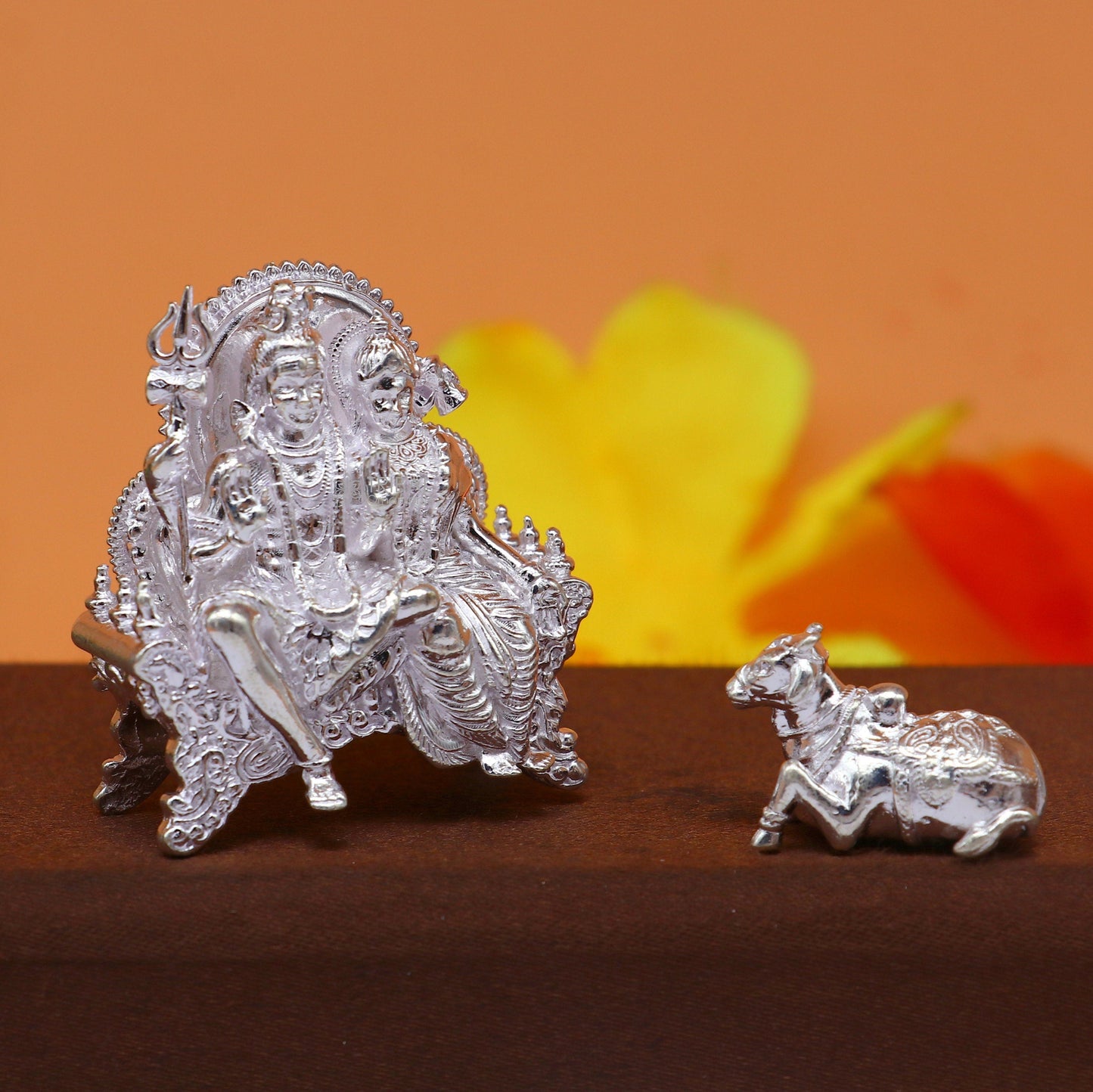925 Sterling silver idols Lord Shiva and goddess Parwati maa and nandi divine statue figurine, puja articles best gift silver article art724 - TRIBAL ORNAMENTS