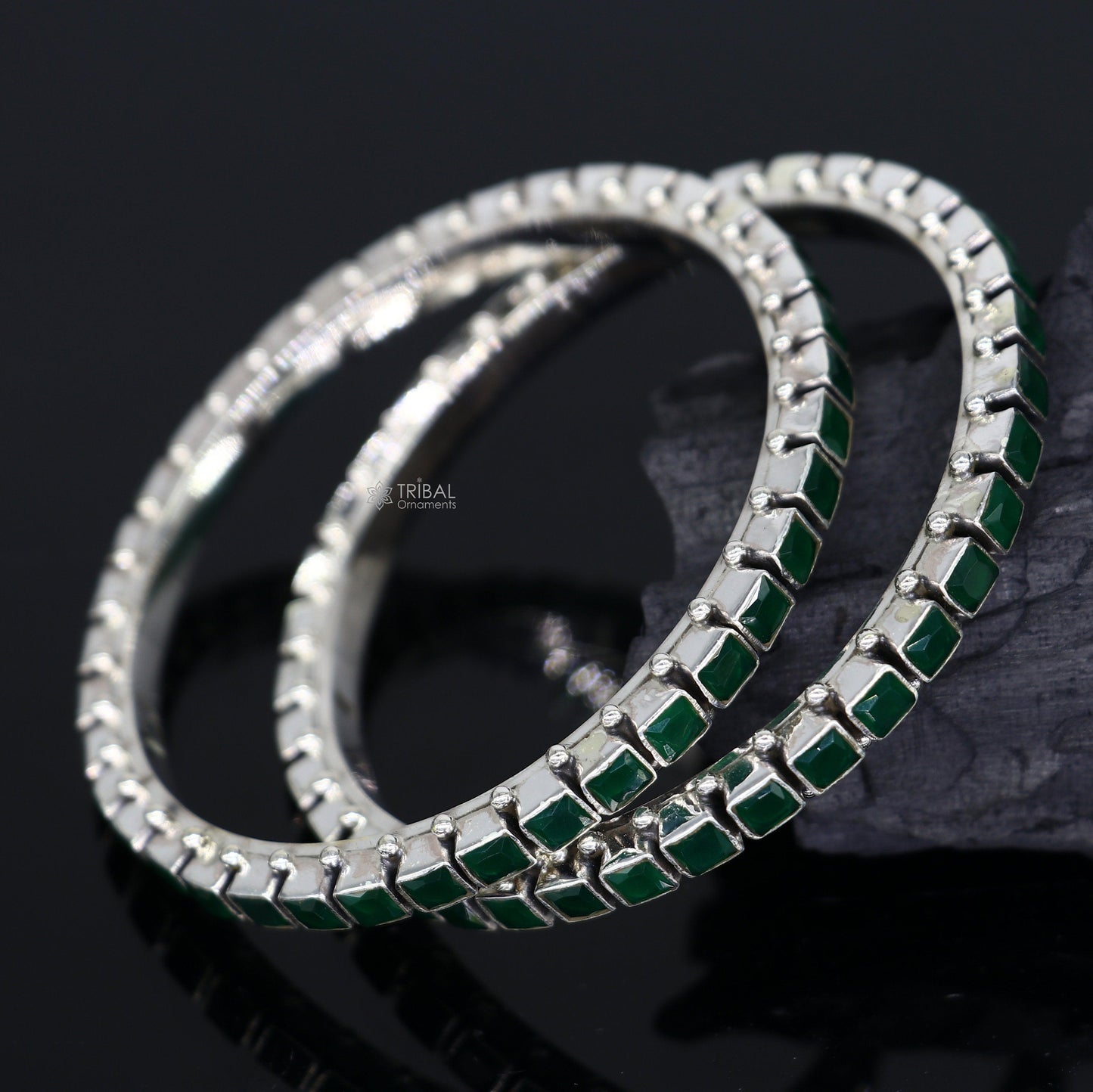 925 sterling silver green square shape stone wedding anniversary gifting functional bangle bracelet vintage tribal jewelry nba407 - TRIBAL ORNAMENTS