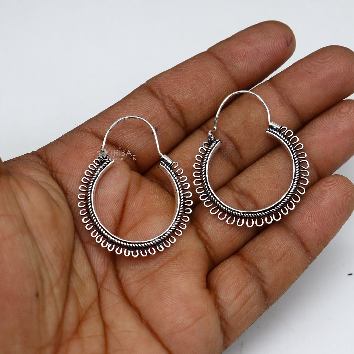92.5 sterling silver gorgeous Unique round design hoops hanging earrings fabulous silver ethnic tribal functional earrings jewellery s1263 - TRIBAL ORNAMENTS