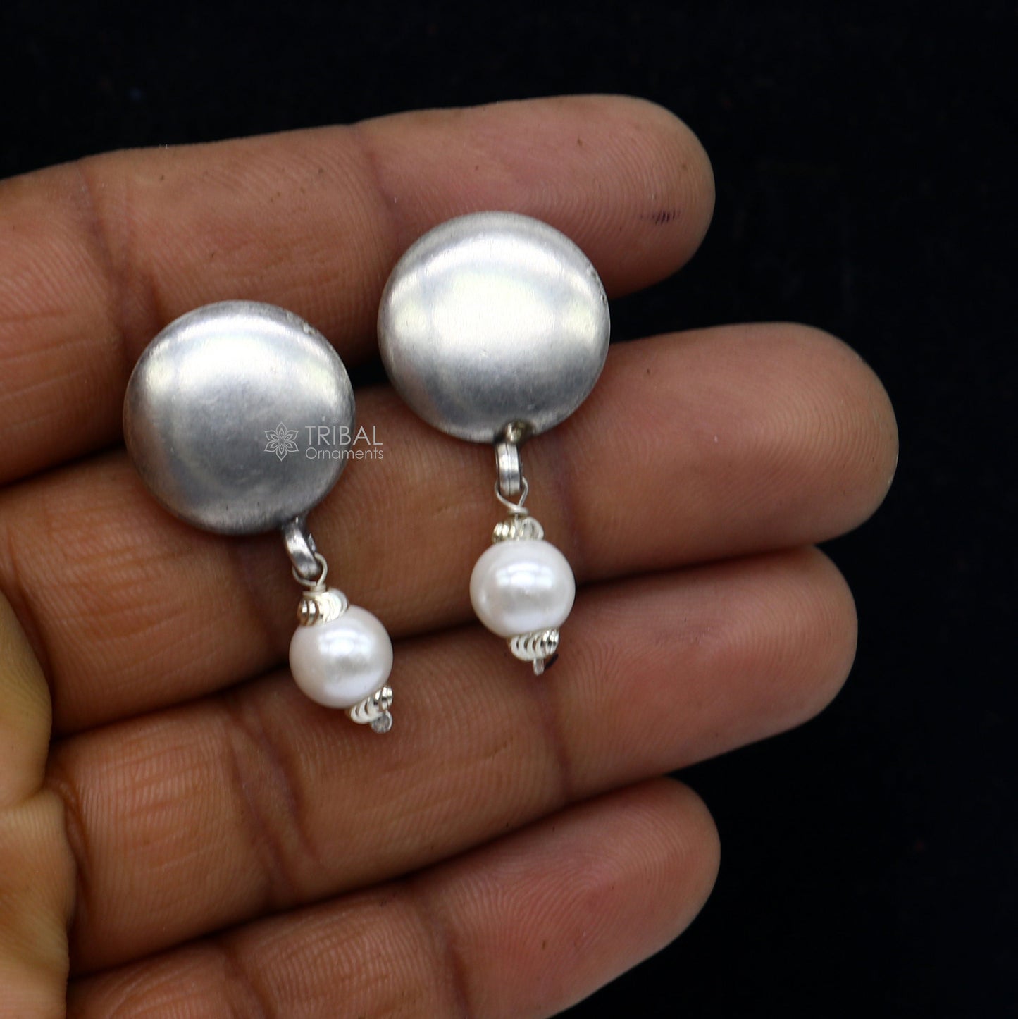 925 sterling silver plain style handmade round design fabulous Stud earrings tribal jewelry from Rajasthan india s1295 - TRIBAL ORNAMENTS