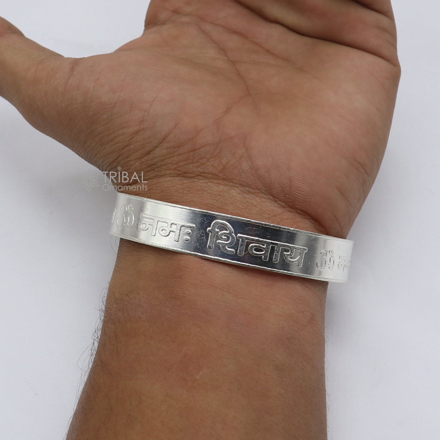 Handmade 925 Sterling silver solid cuff kada bracelet mantra bracelet "aum namah shivay "Mantra Divine cuff kada bracelet nsk210 - TRIBAL ORNAMENTS