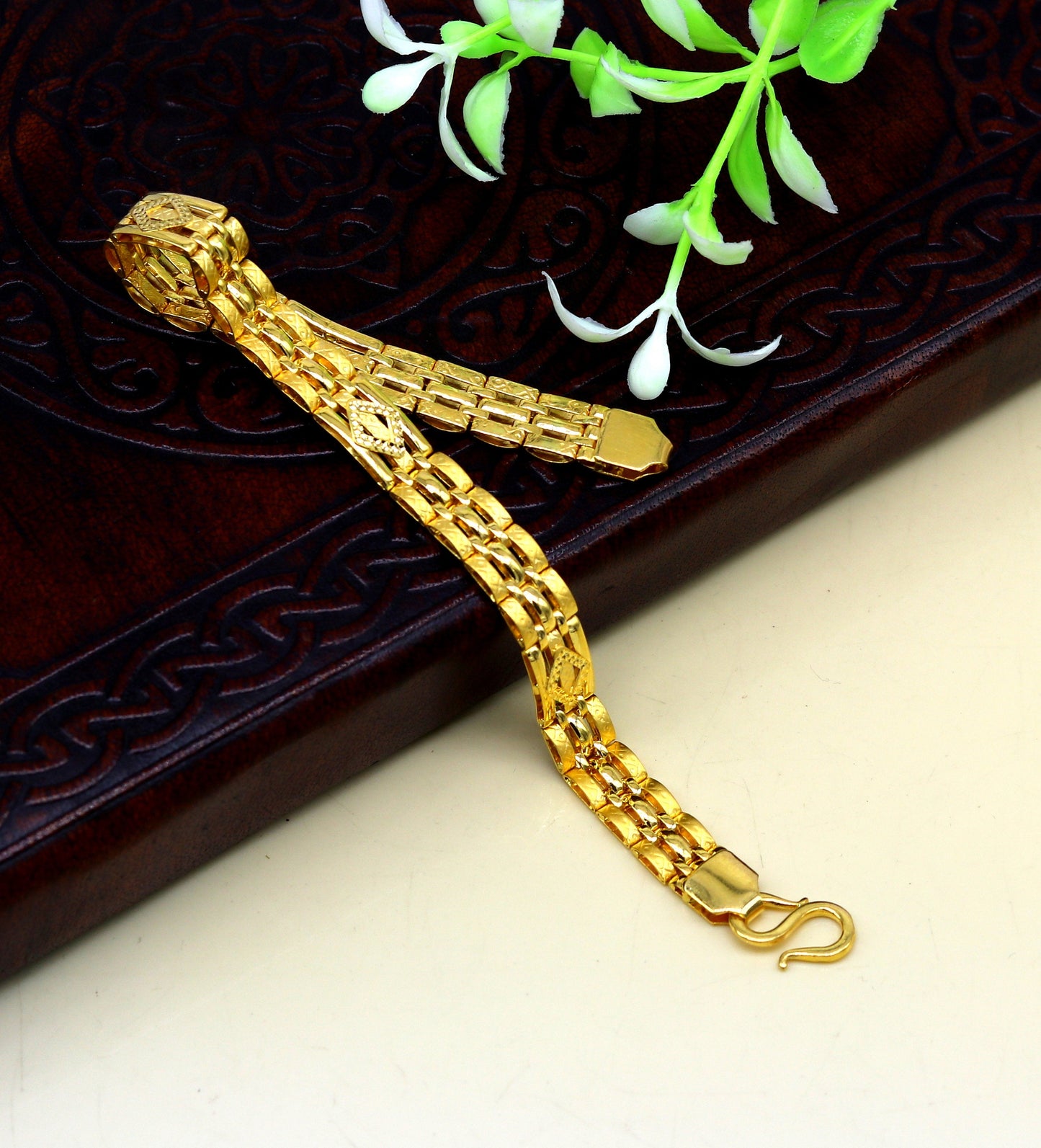 Vintage style 22kt yellow gold custom made new stylish fancy wedding anniversary bracelet, best gift for unisex, certified gold jewelry br49 - TRIBAL ORNAMENTS