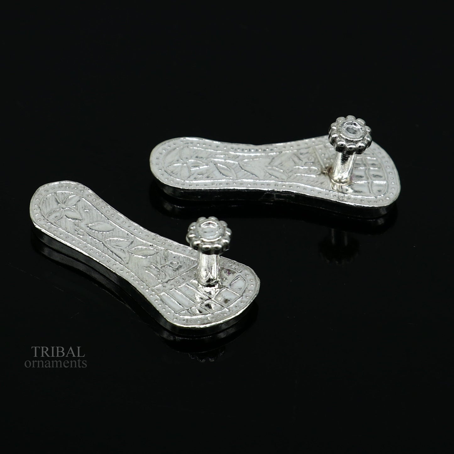 1.5" sterling silver handmade idols Charan paduka,slippers for idol krishna, laddu gopala, little krishna or Vshnu Narayana puja art su644 - TRIBAL ORNAMENTS