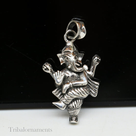 925 fine silver Ganesha pendant necklace by TRIBAL ORNAMENTS, featuring a detailed dancing Ganesha design on a customized vintage-style chain.