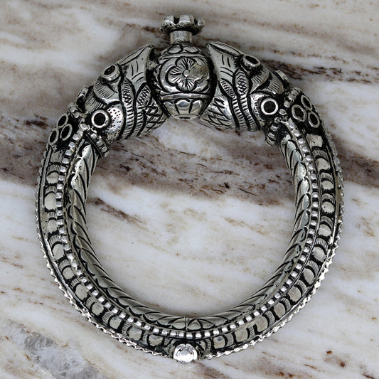 925 sterling silver handmade chitai work crocodile fabulous handcrafted work vintage bangle bracelet kada, bridesmaid gifting nssk260 - TRIBAL ORNAMENTS
