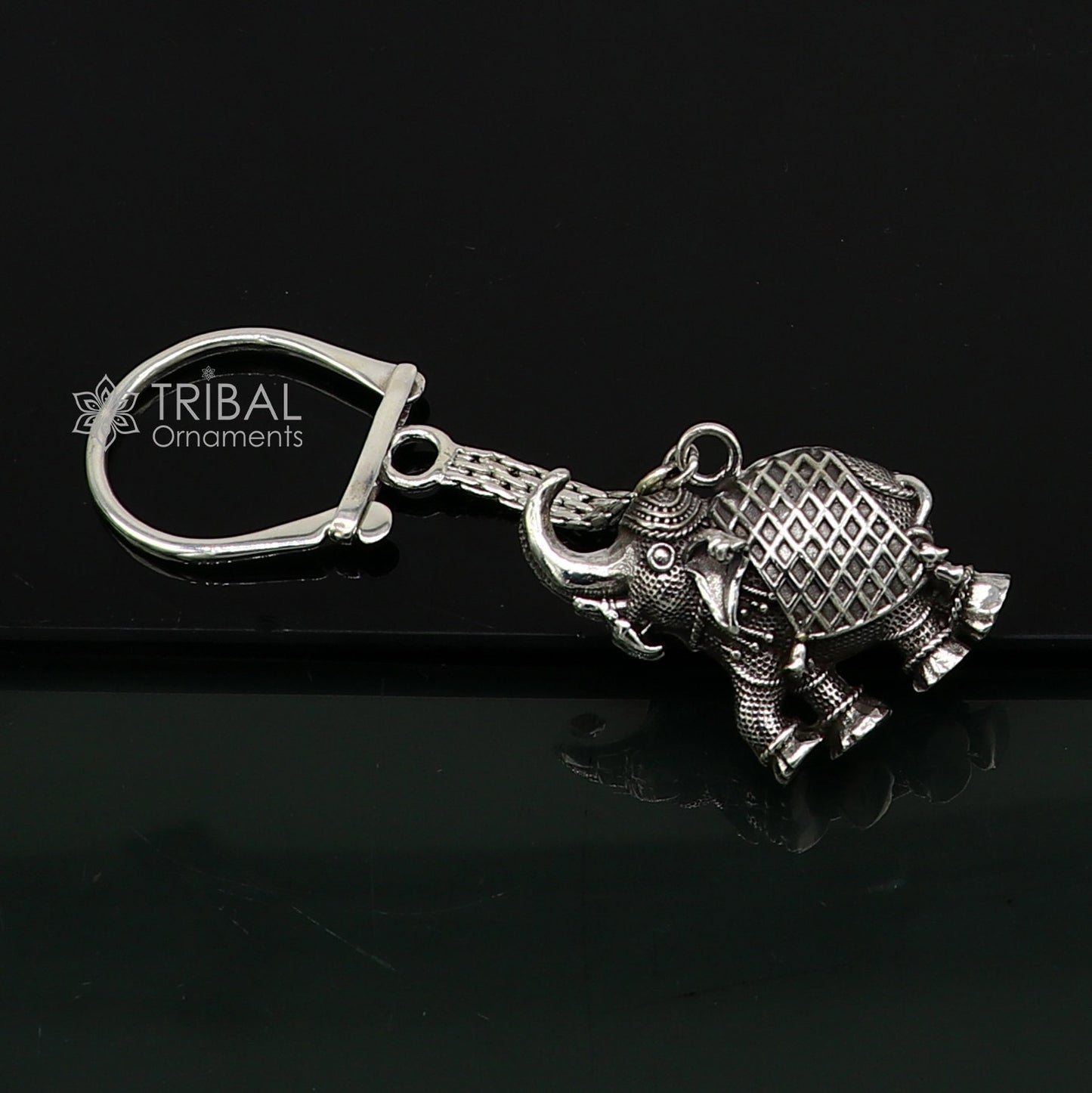 925 Sterling silver vintage elephant design key chain by TRIBAL ORNAMENTS, featuring a solid, stylish, unisex silver accessory.