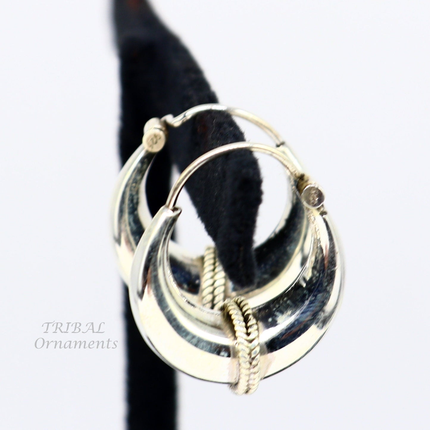 Handmade 925 sterling silver vintage tribal hoops earrings with ethnic Bali design, perfect for belly dance and traditional Indian jewelry.