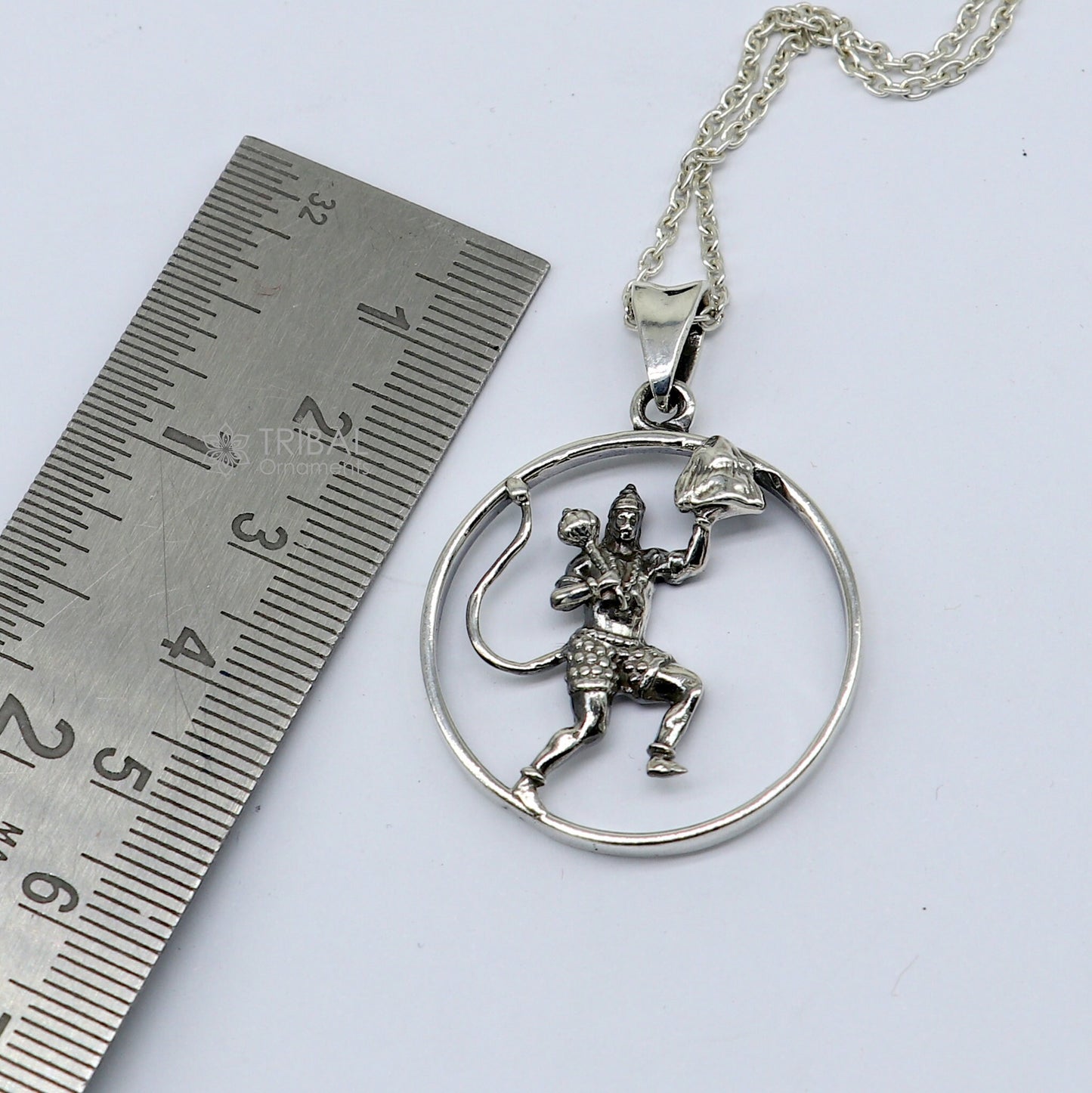 Unisex 925 sterling silver Lord Hanuman pendant featuring intricate Hindu deity design, vintage style, perfect for gifting jewelry.