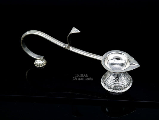 Vintage style handmade single kapoor Lamp or lampa arti deepak, best praying article for god or goddess temple article su755 - TRIBAL ORNAMENTS