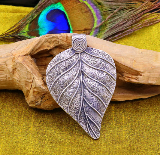 925 Sterling silver handmade tree leaf design modern trendy look ethnic pendant, charm necklace, temple jewelry gifting to her india nsp354 - TRIBAL ORNAMENTS