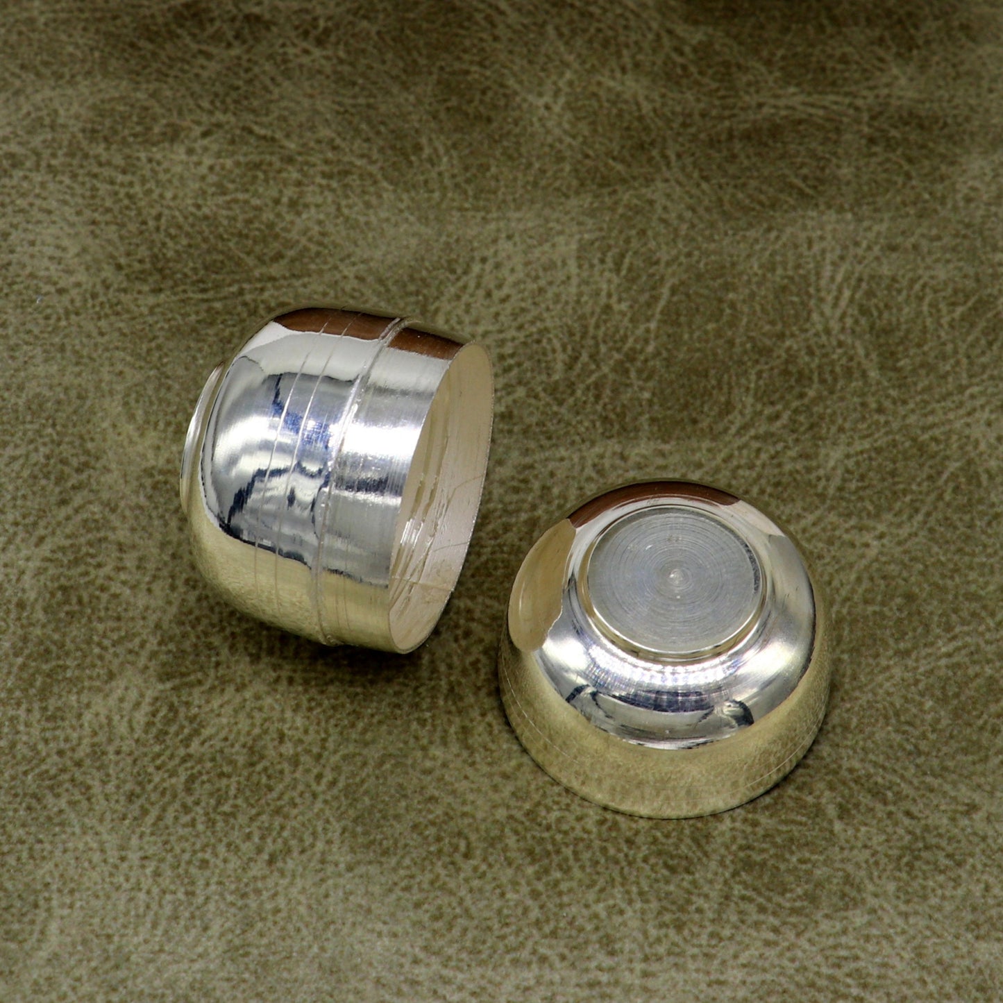 999 fine silver handmade gorgeous prasad box for god, trinket box, container box, brides gifting, jewelry box, solid silver article stb94 - TRIBAL ORNAMENTS