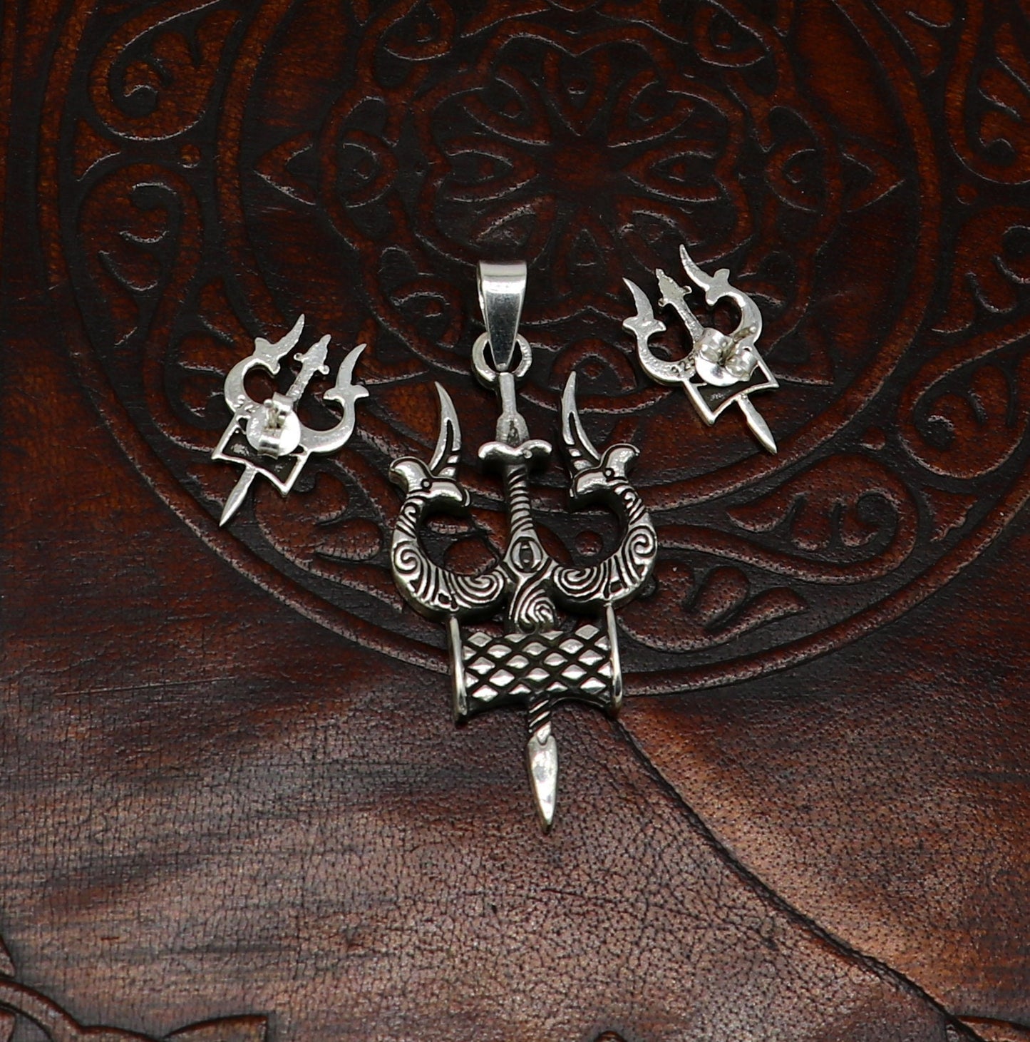 Idol lord Shiva trident damaru shape 925 sterling silver customized designer pendant with stud, gorgeous stylish best gifting pendant ssp359 - TRIBAL ORNAMENTS