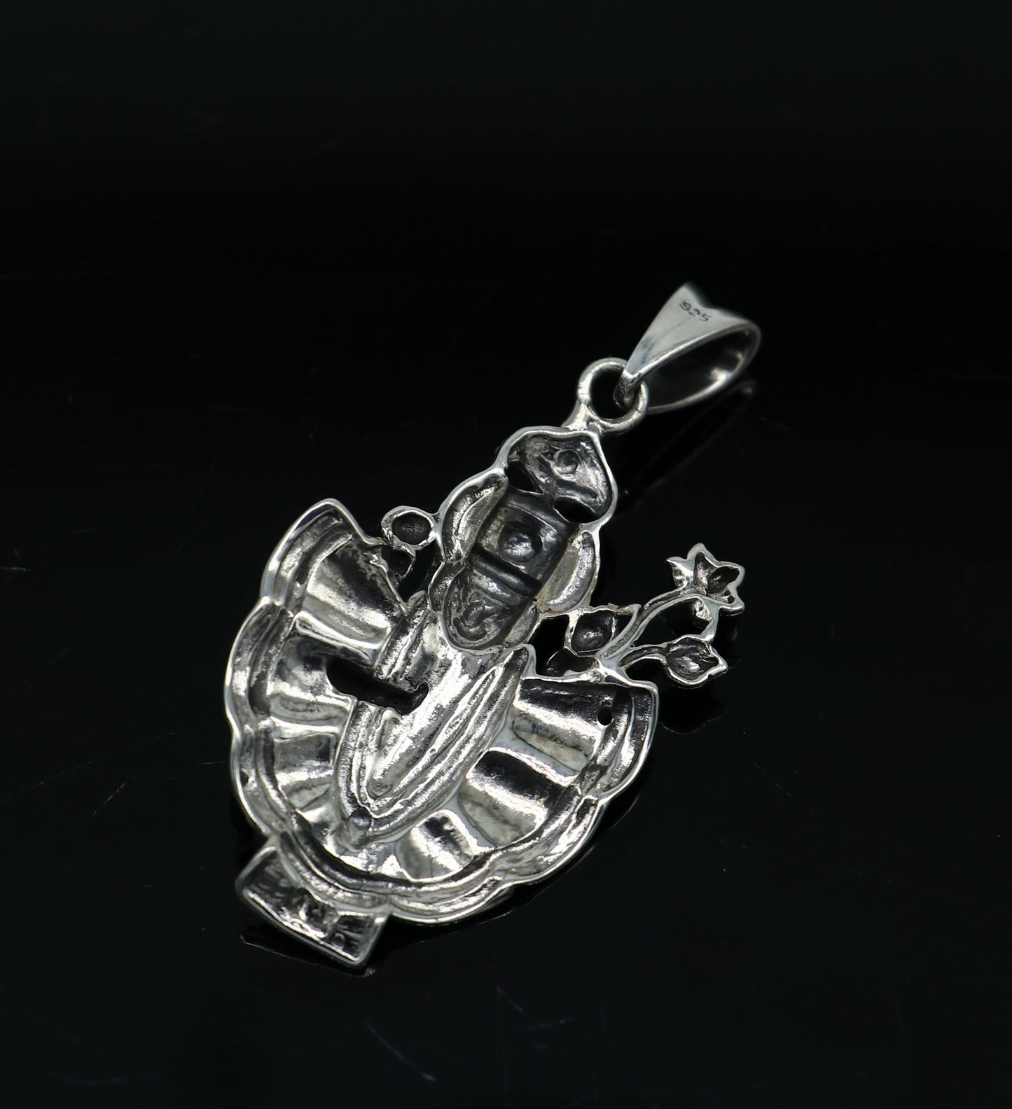 925 sterling silver Lord Krishna Shrinathji pendant, handmade Hindu god jewelry, unisex designer gift from Tribal Ornaments