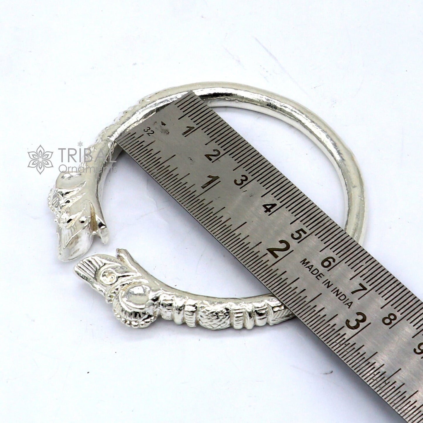 Solid 925 silver crocodile design bangle cuff bracelet for men, handcrafted vintage style, customizable and adjustable jewelry.