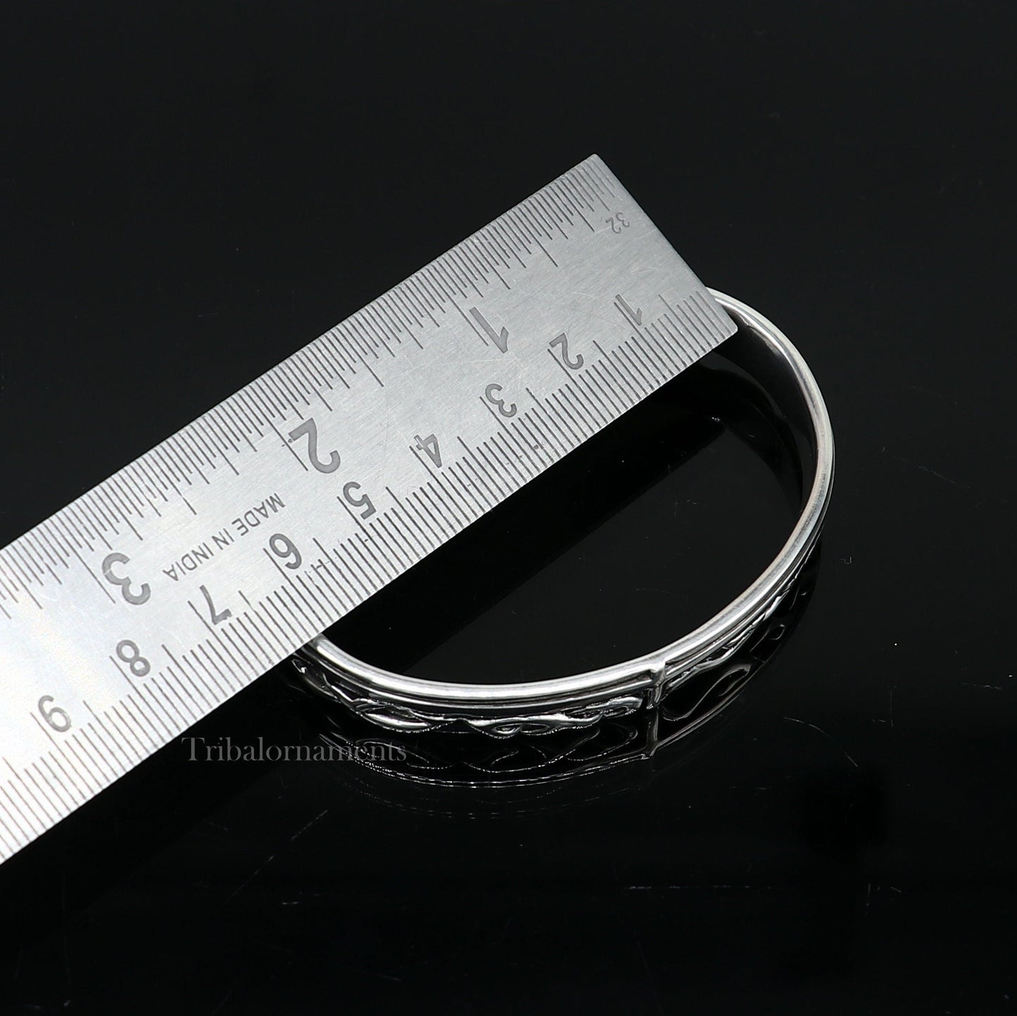 Vintage style 925 sterling silver adjustable cuff bangle bracelet by Tribal Ornaments, unisex handmade jewelry, solid and stylish.