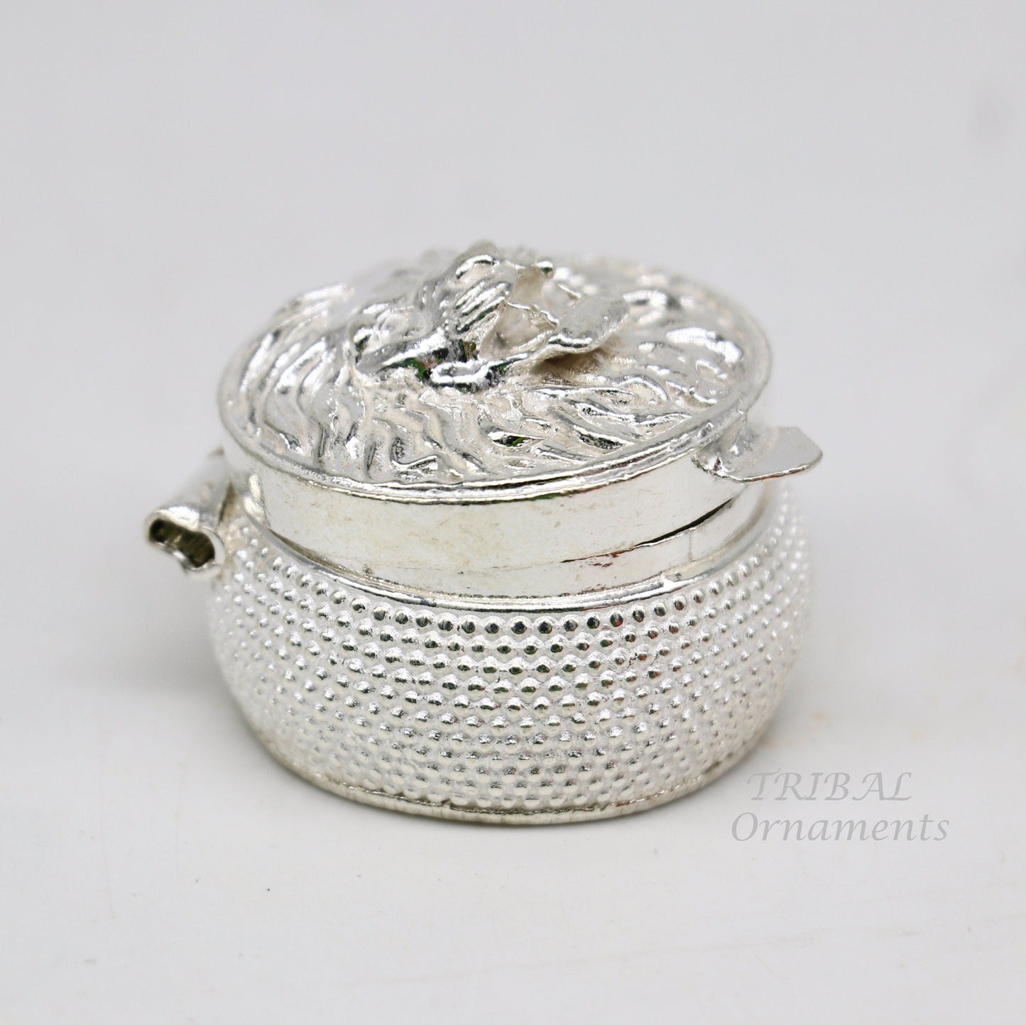 Vintage lion design Sterling silver handmade trinket box, eye kajal box, kumkum box, sindur box, best brides gift stb380 - TRIBAL ORNAMENTS