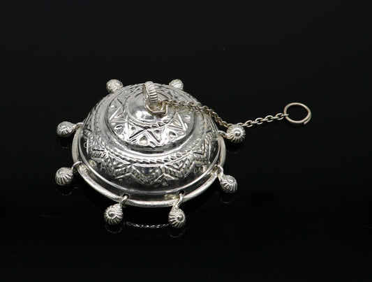 Vintage style handmade sterling silver hindu lord umbrella chhatar chattra with amazing hanging jingle bells. best temple article su753 - TRIBAL ORNAMENTS