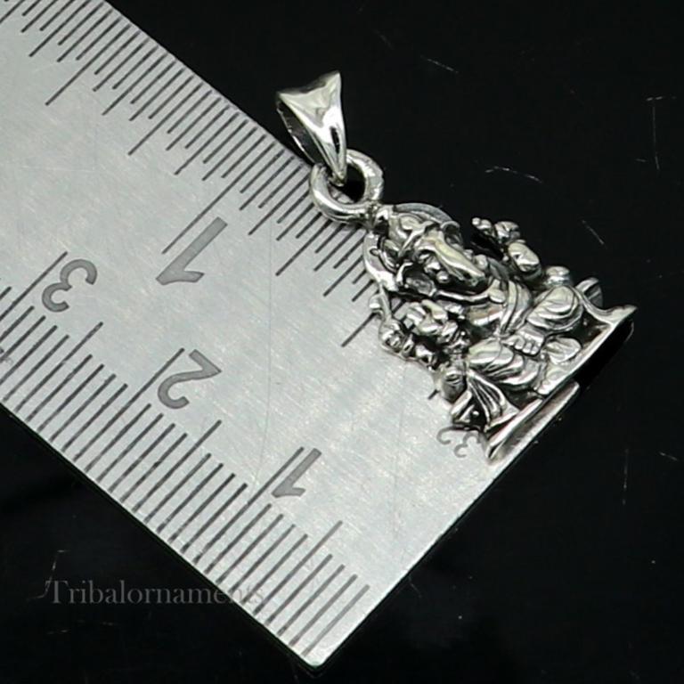 Unisex 925 sterling silver Lord Ganesha blessing pendant with intricate tribal design, handmade Indian jewelry from Tribal Ornaments.