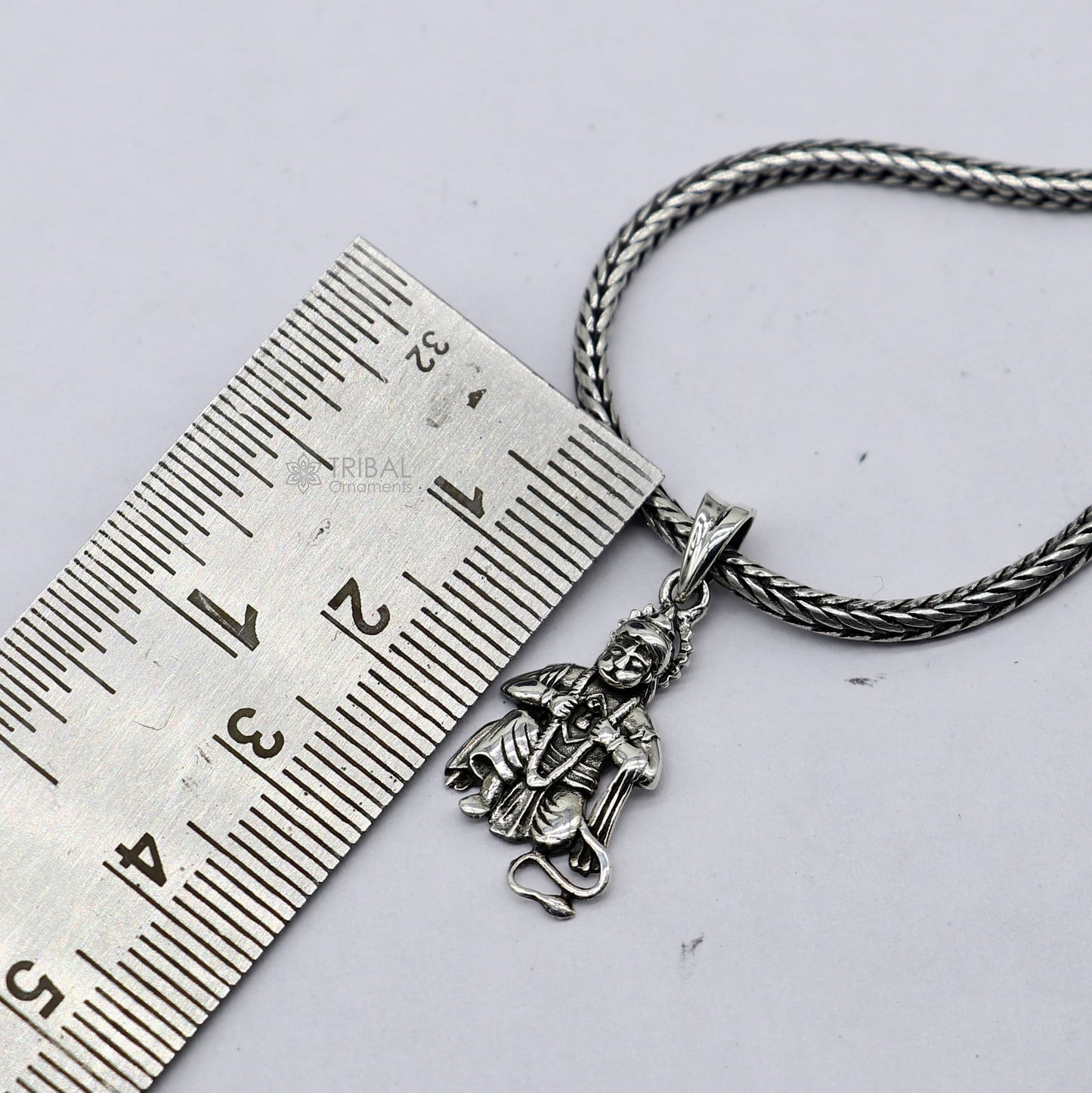 Unisex handmade 925 sterling silver Lord Hanuman pendant featuring Hindu idol design, ideal for gifting jewelry.