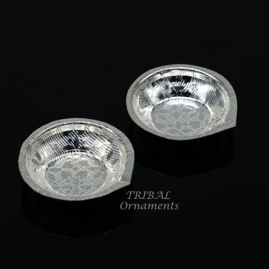 Vintage style handmade elegant silver oil lamp, silver home temple utensils, diya, deepak for Diwali puja silver art decorative art su808 - TRIBAL ORNAMENTS