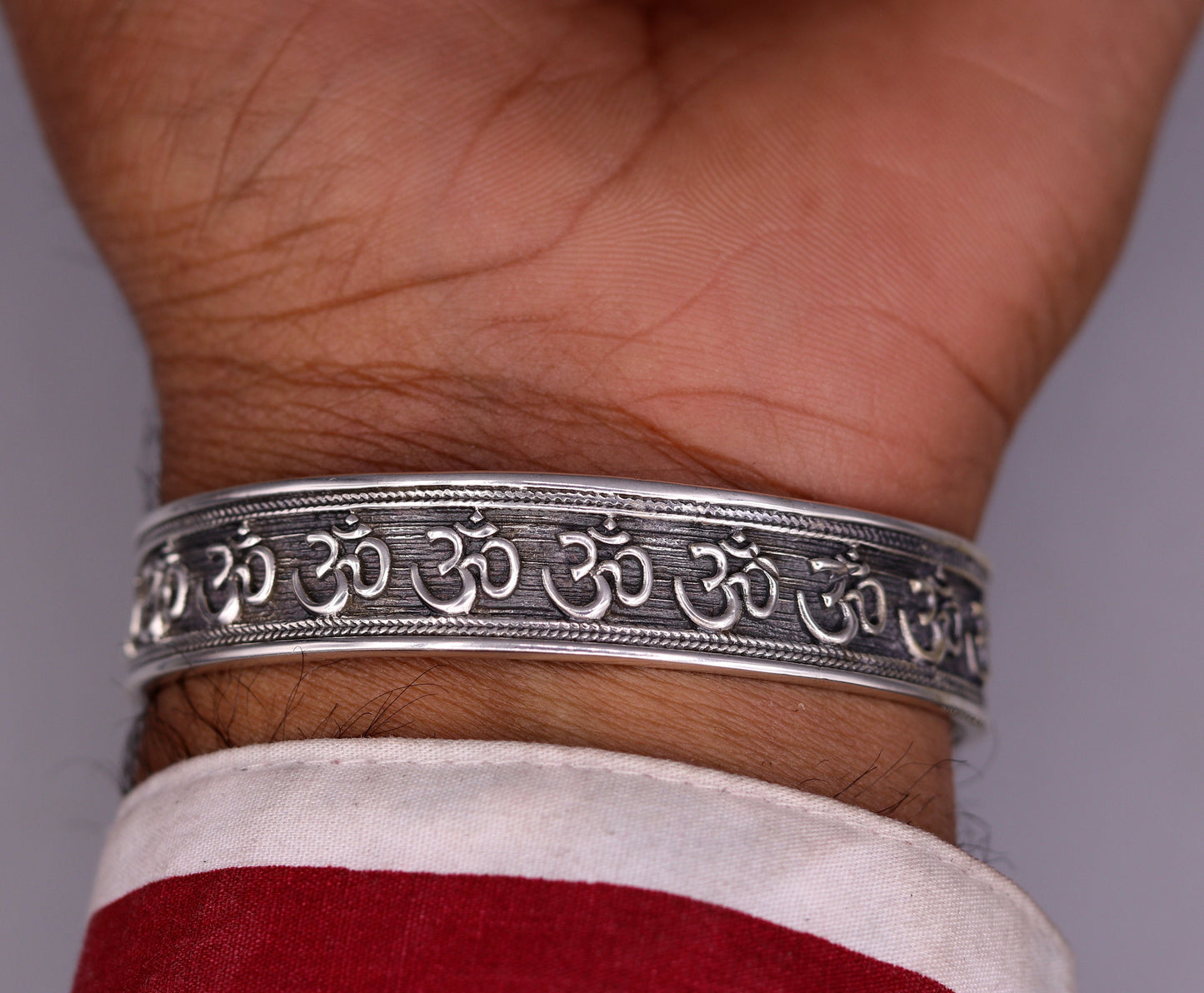 925 sterling silver or Gold polished handcrafted 'AUM' mantra bangle bracelet adjustable kada unisex ethnic stylish jewelry india Gnsk140 - TRIBAL ORNAMENTS