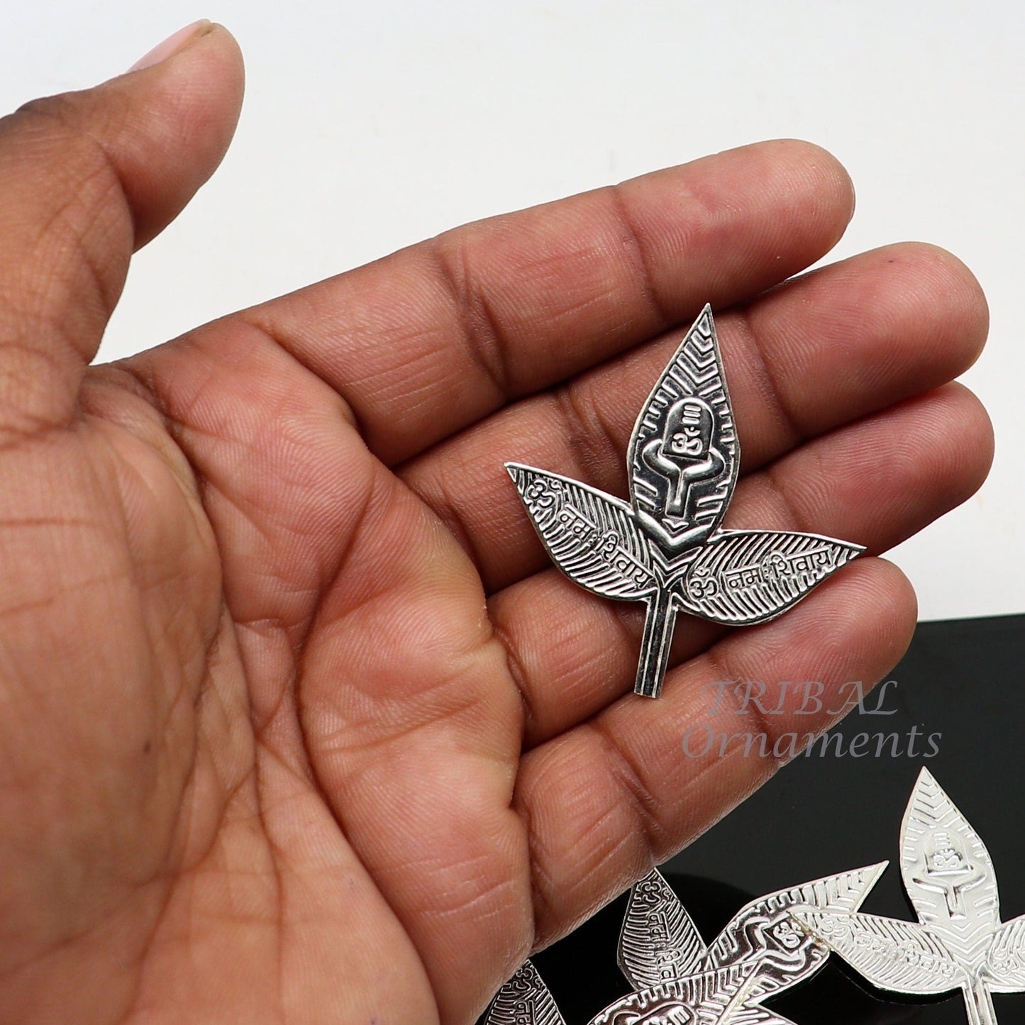 4.5cm Lord Shiva bel Patra Solid silver handmade solid belva patra, shiva worshipping/ puja article, bel tree leaves for puja su965 - TRIBAL ORNAMENTS
