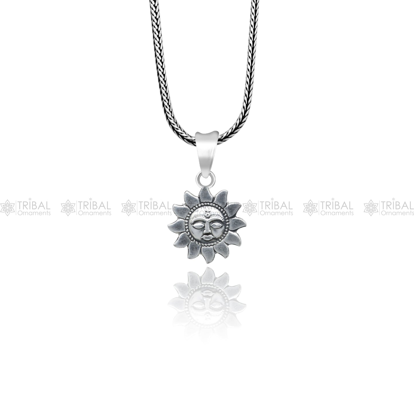 925 Sterling silver Sun ( surya ) pendant nsp930