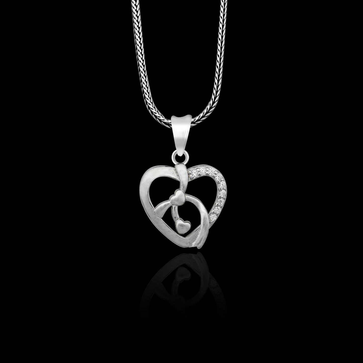 925 Sterling silver heart design diamond pendant nsp934