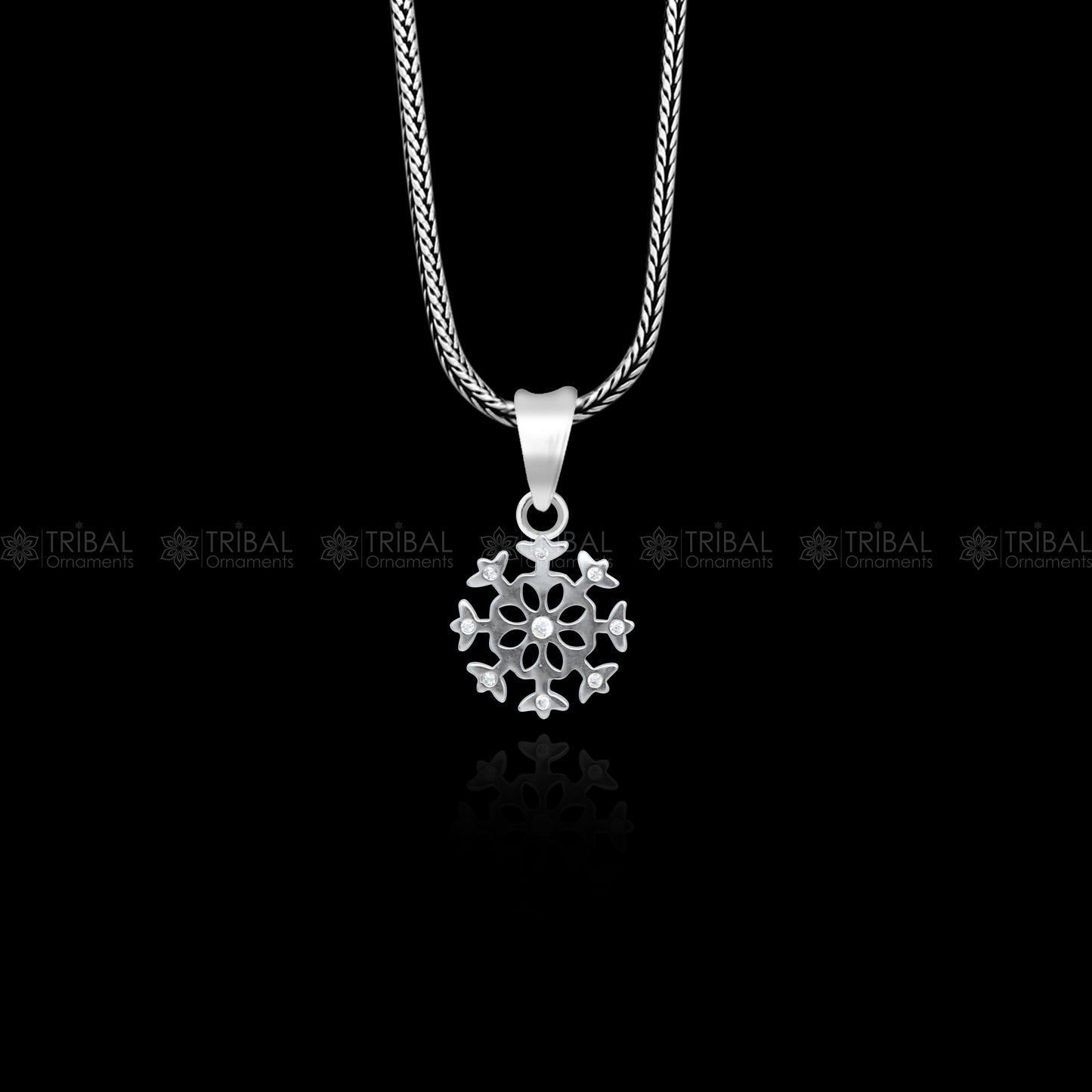 925 Sterling silver unique diamond  pendant nsp948