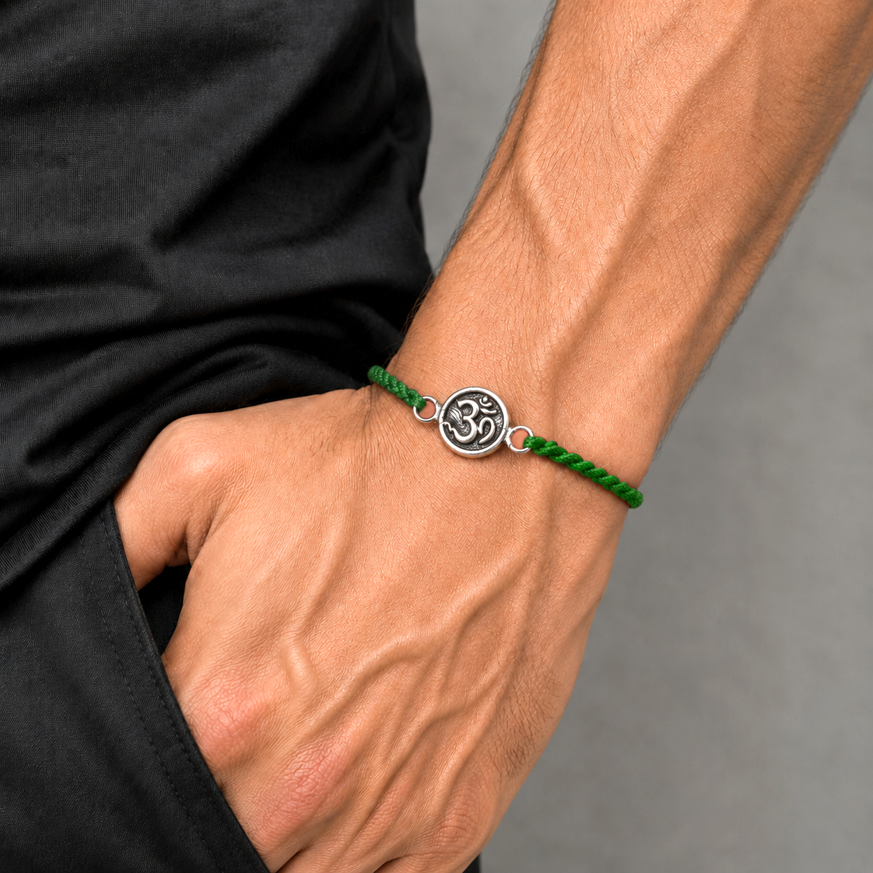 925 Sterling silver HINDU Mantra "Aum"/ OM design thread rakhi bracelet rk315