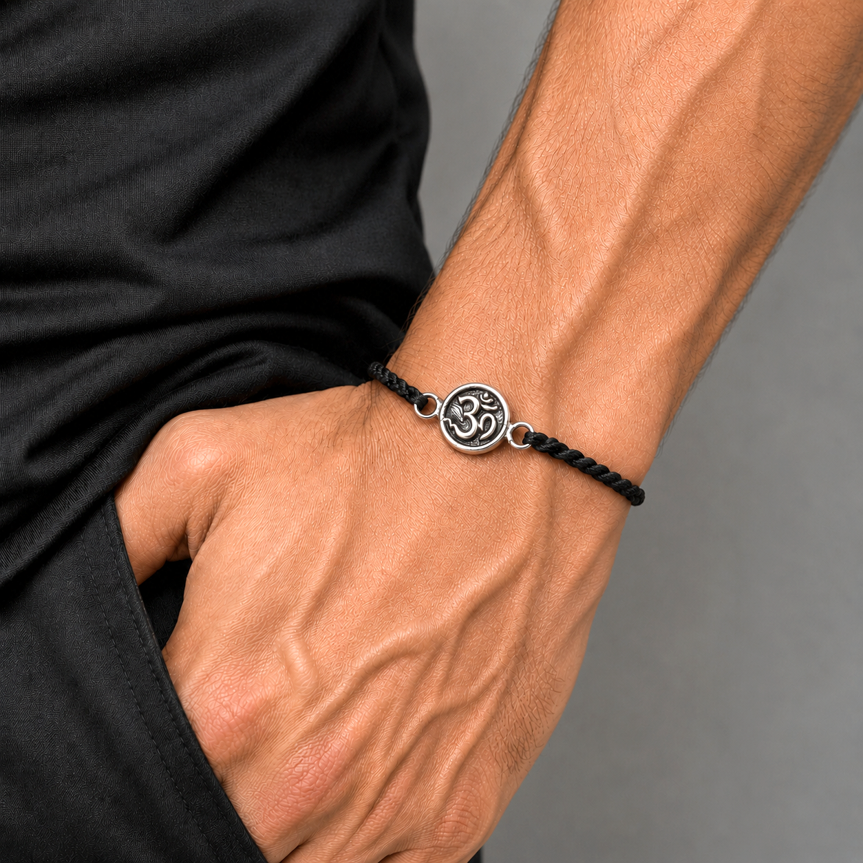 925 Sterling silver HINDU Mantra "Aum"/ OM design thread rakhi bracelet rk315