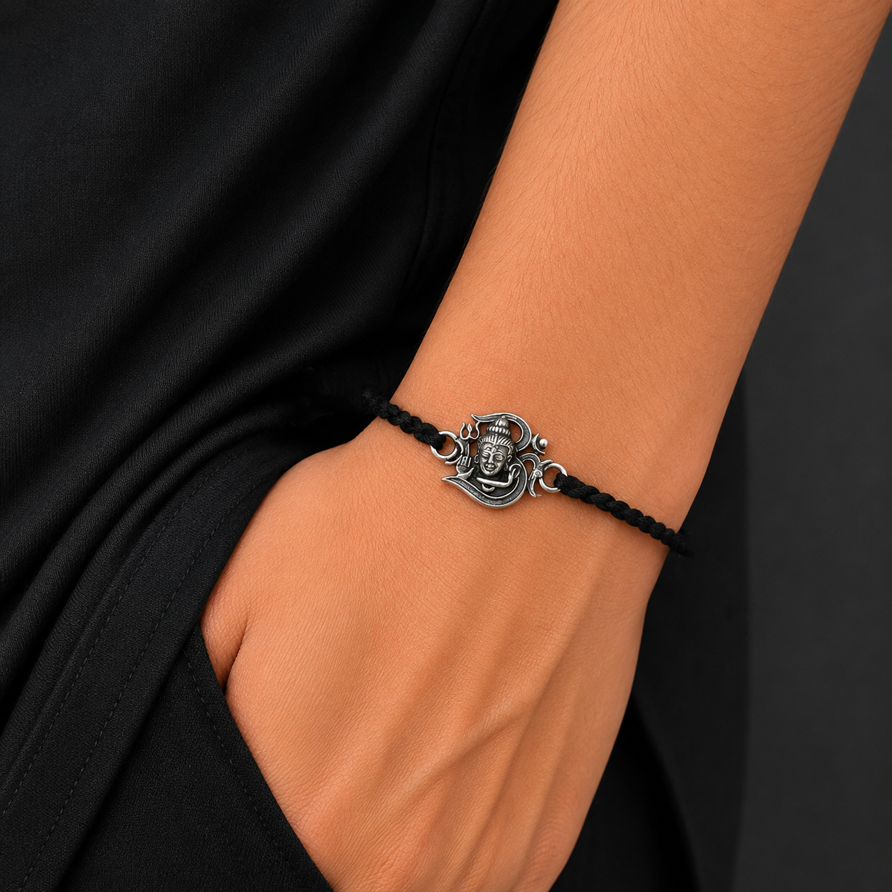 925 Sterling silver Lord Shiva with "Aum"OM design thread rakhi bracelet rk316