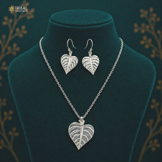 925 sterling silver heart-shaped pendant necklace with peepal tree leaves design and matching hoops earrings, tribal-style brides jewelry