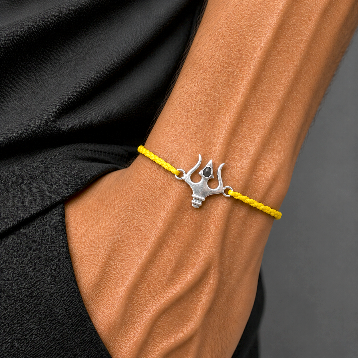 925 sterling silver Trishul / Trident design thread rakhi bracelet rk380
