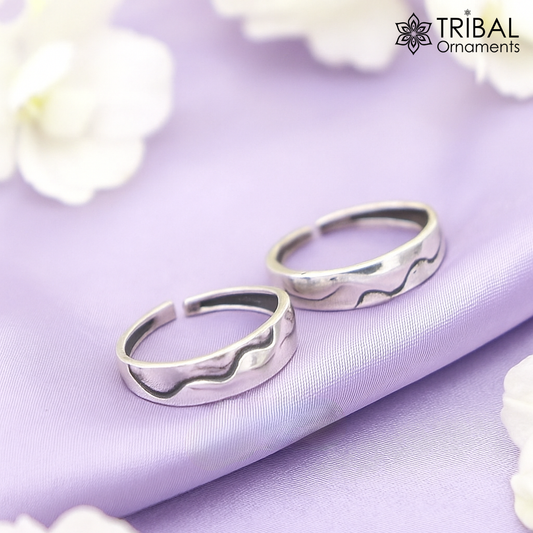 925 sterling silver uniquely handcrafted vintage style oxidized solid toe rings. best brides wedding jewelry tribal jewelry ytr15