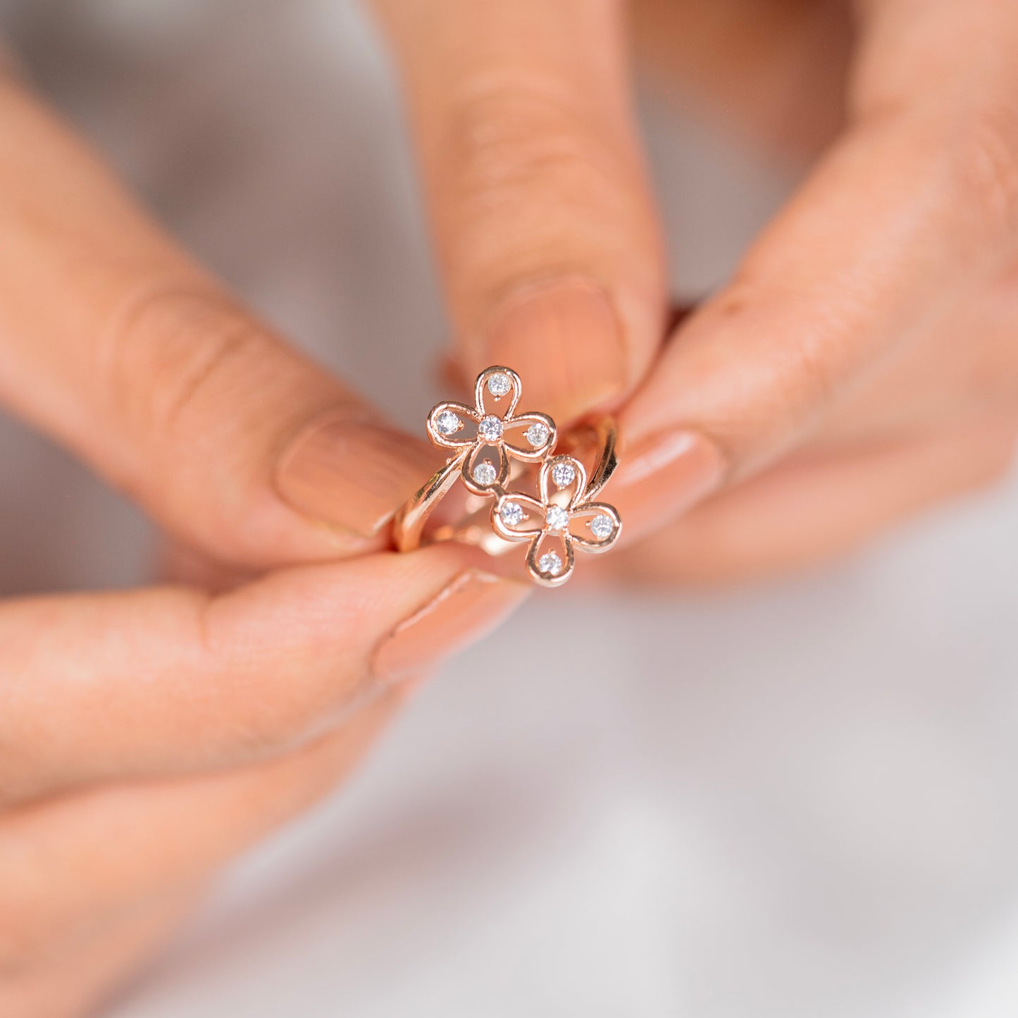 Flower shape diamond rose gold silver ring