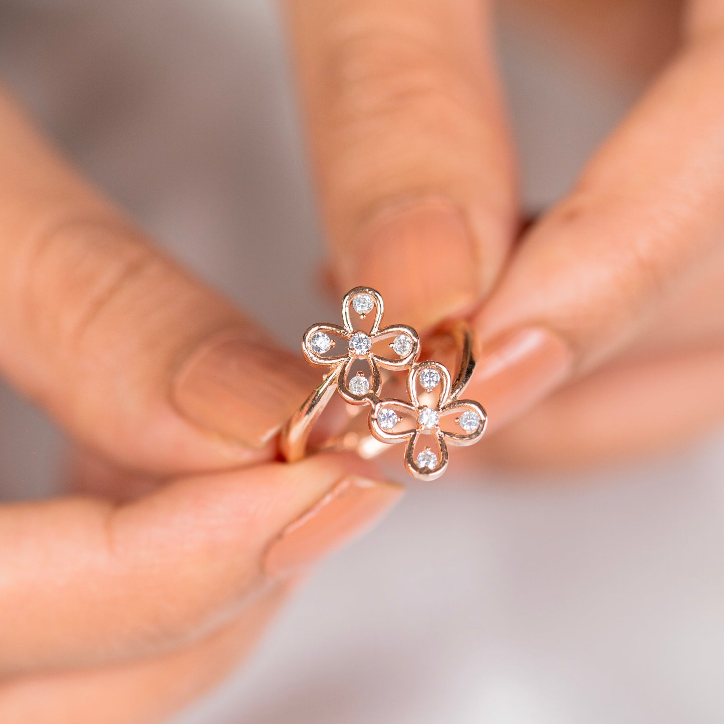 Flower shape diamond rose gold silver ring