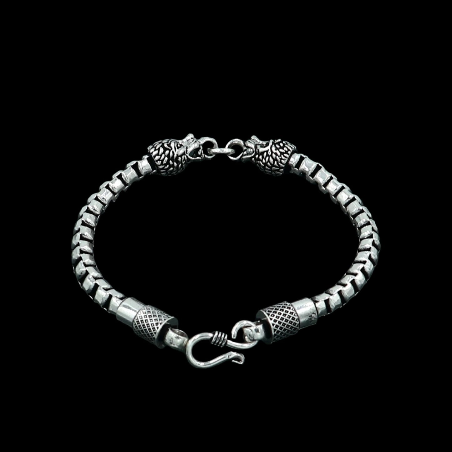 925 Sterling silver handmade solid men's lion face design chain bracelet flexible bracelet unisex jewelry from india  sbr759