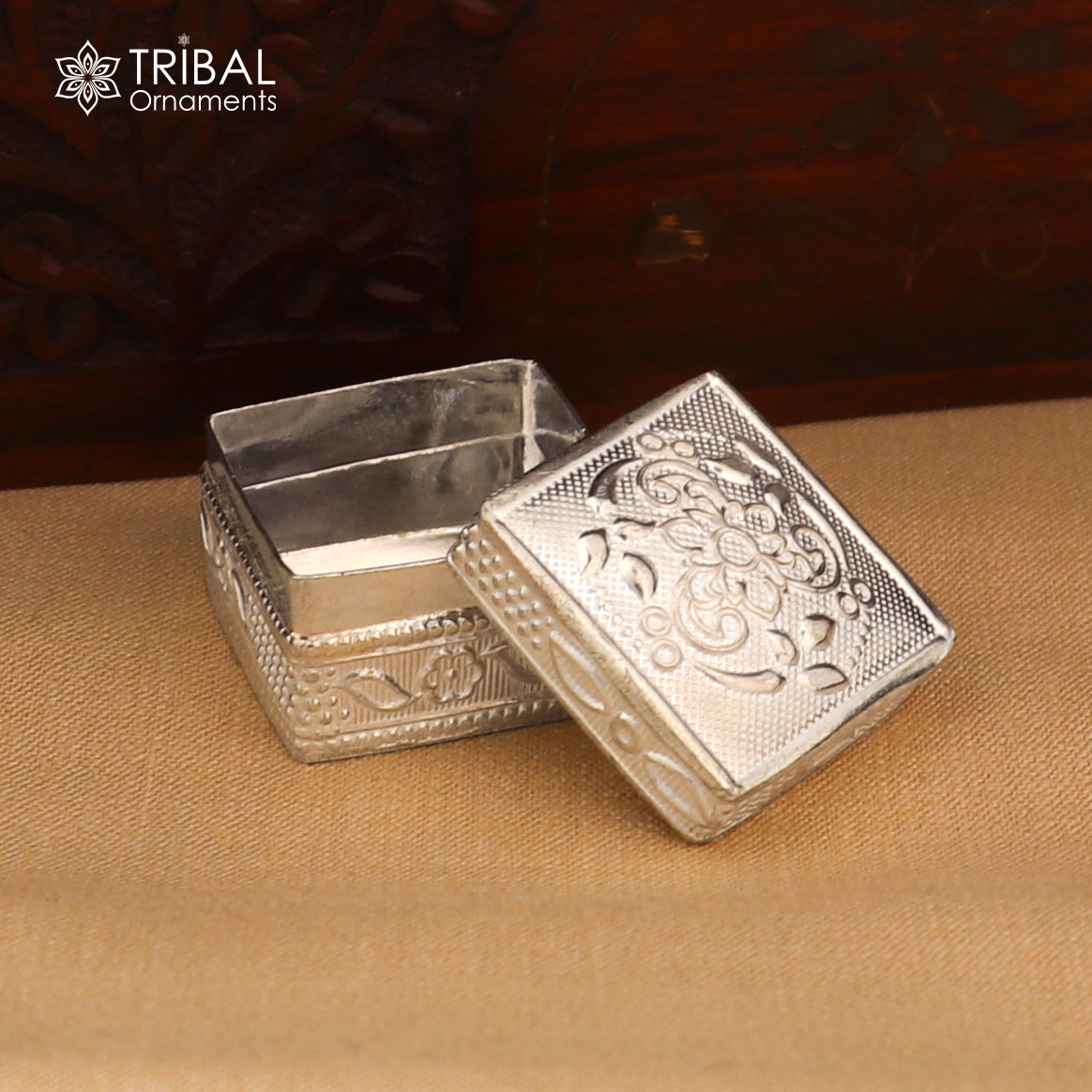 925 sterling silver flower design trinket box , casket box, Sindoor box brides jewelry stb887