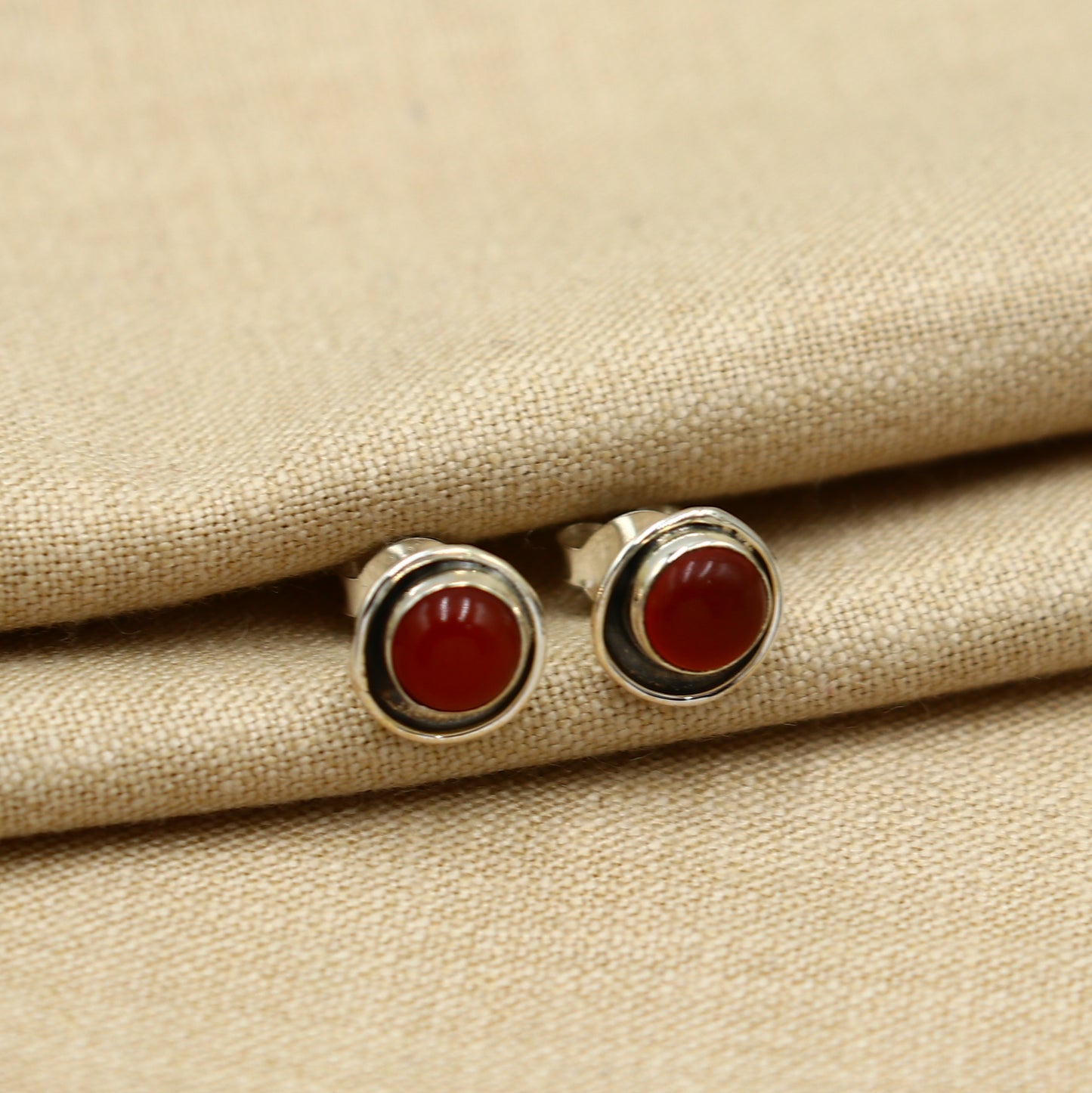 925 sterling silver gorgeous round shape gemstone coral  stud earring best unisex jewelry s1408