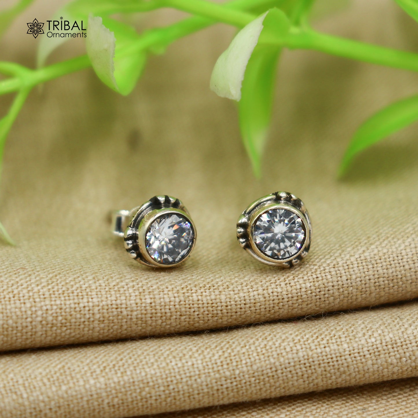 925 sterling silver gorgeous round shape white stone stud earring best unisex jewelry s1417