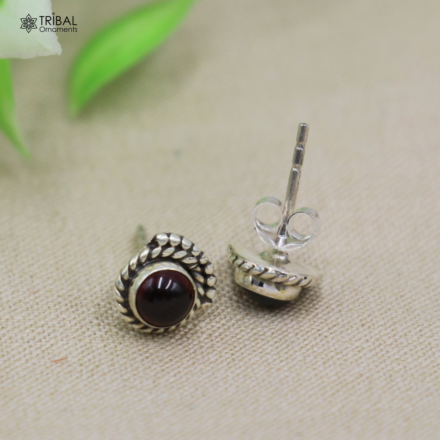 925 sterling silver gorgeous round shape red garnet stone stud earring best unisex jewelry s1425